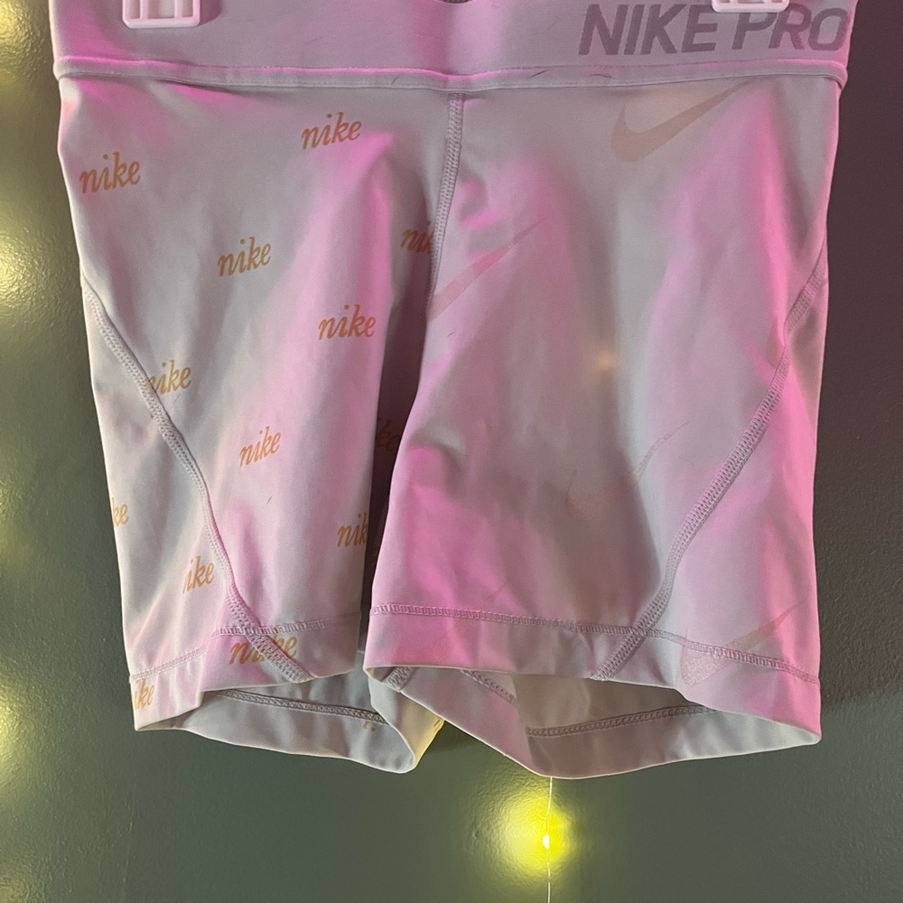 White Nike pros